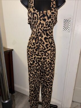 Leopard Print Sleeveless Jumpsuit in Brown